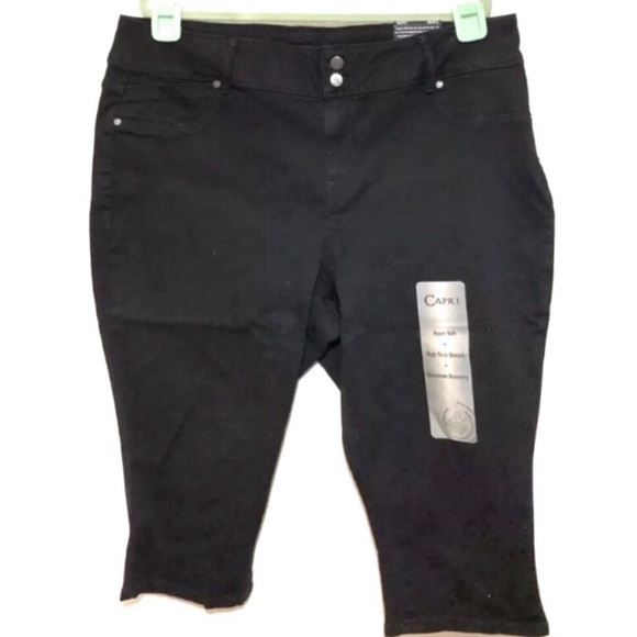 1822 Denim Pants - Black Soft Stretch Capri Jeans 1822 Denim Size 24W